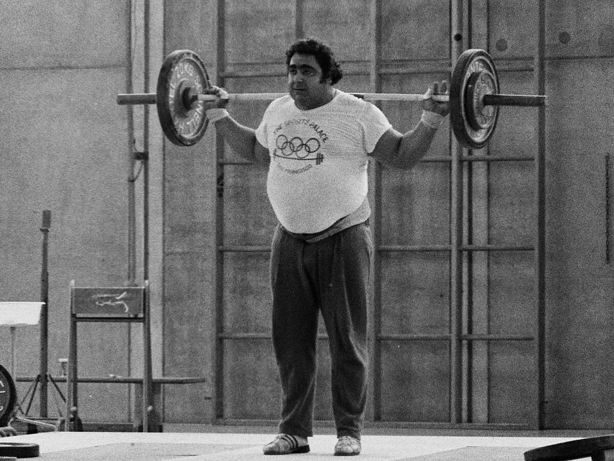 Васили́й Ива́нович Алексе́ев - советский тяжелоатлет, заслуженный мастер спорта СССР (1970), заслуженный тренер СССР (1991) двухкратный олимпийский чемпион 