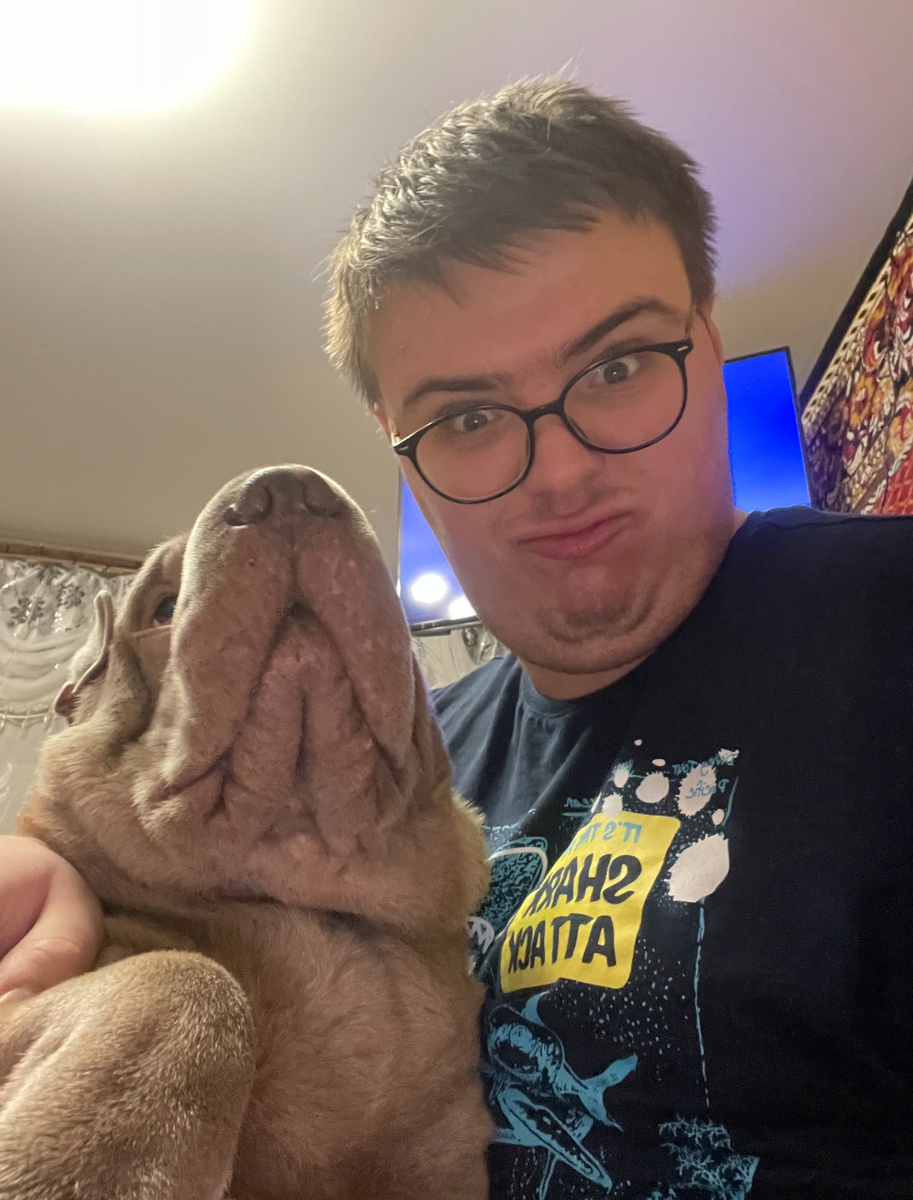 Наверное, насчет переезда не переживал только Тагри. Путешествуя с нами, он уже знал, как жить и в квартирах, и в домах, и в гостиничных номерах. Да и насчет прописки ему точно не нужно было думать 😂! Фото: Михаил Лайф Влог