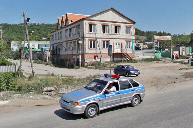    Улица Маркина, дом №2 (Саратов) — ранее по этому адресу располагалось малое предприятие «Гроза». В настоящее время здание и забор снесены. Фото: сервис «Яндекс.Карты»