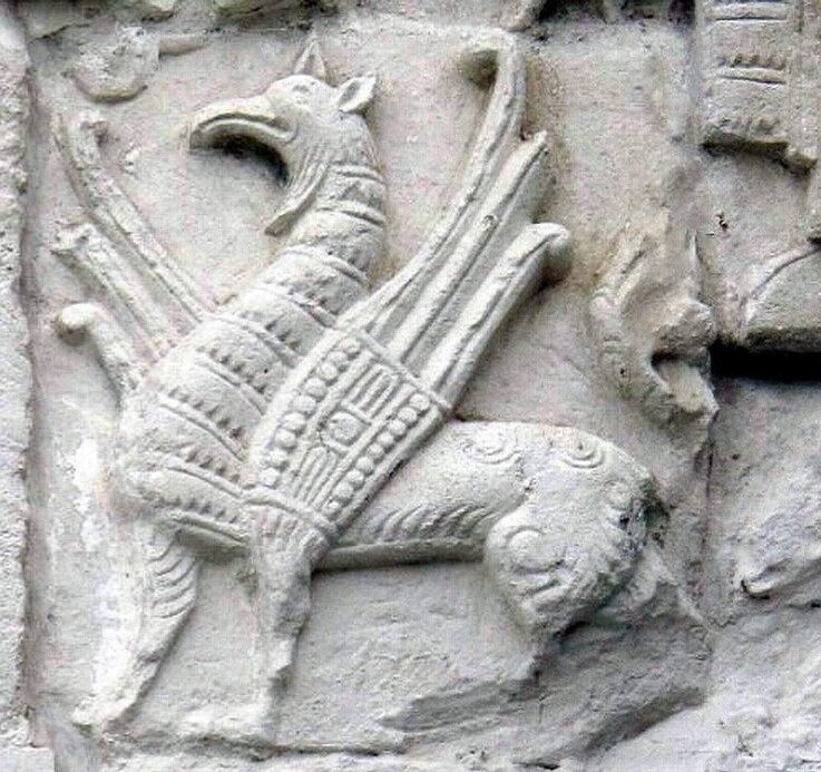 Грифон на Георгиевском соборе в Юрьеве-Польском