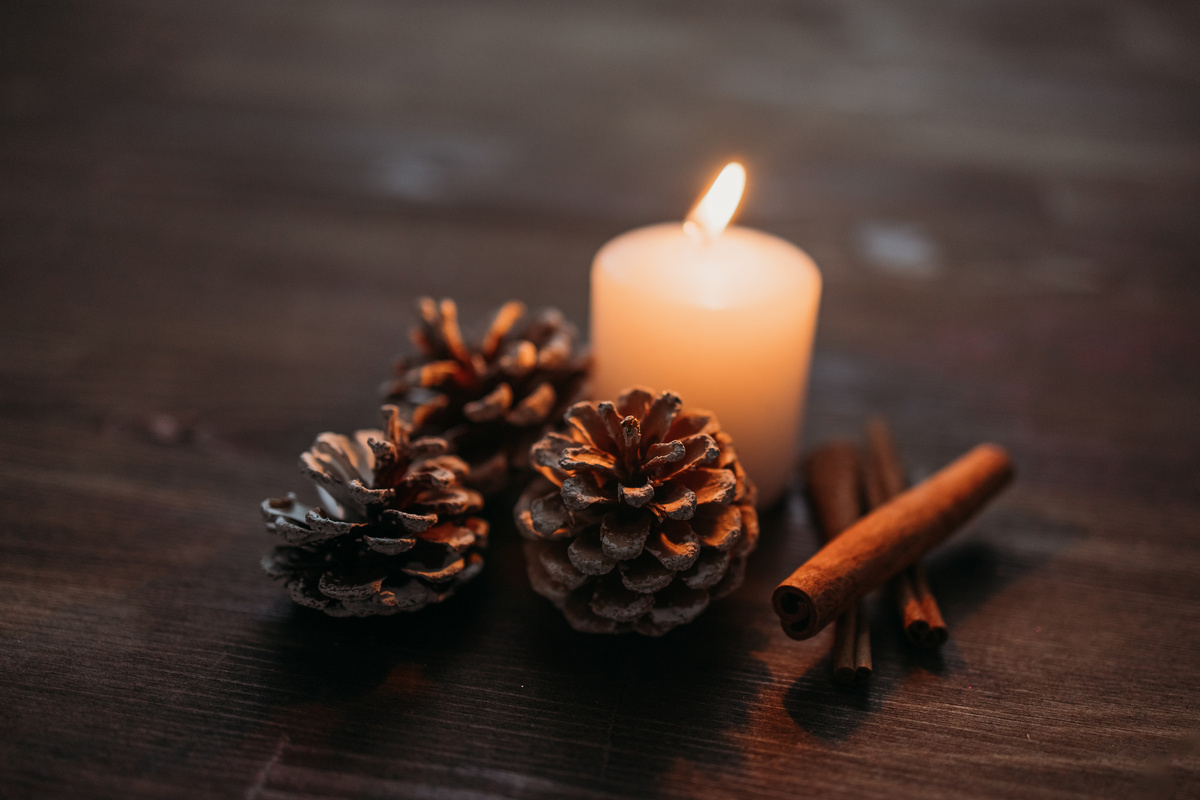 Конец года — особенное время. Мы подводим итоги, достаём из памяти несделанные дела, пытаемся уложить всё в последние недели декабря. В этот период не хватает воздуха: слишком много забот, планов, платежей, покупок, эмоций.