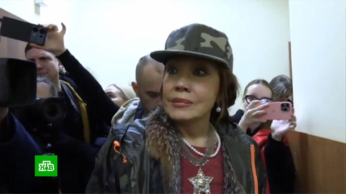    Певица Азиза рассказала, что привело к стычке, в которой погиб Тальков