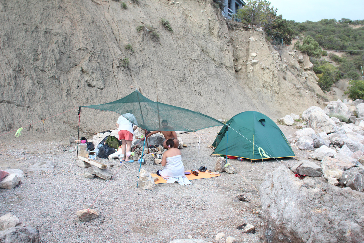 Палаточный лагерь в Батилимане, Крым
