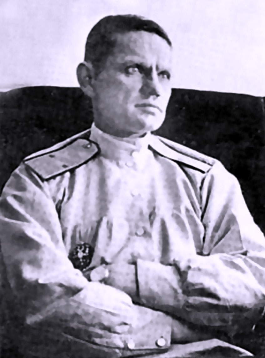 Павел Петрович Петров.