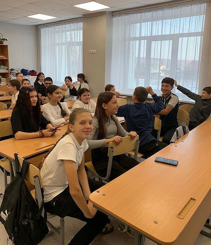 Команды решают интеллектуальную задачу