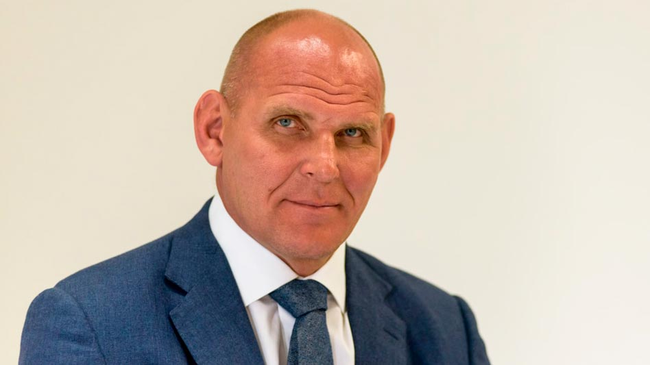 Карелин - главное явление в советском и российском спорте.