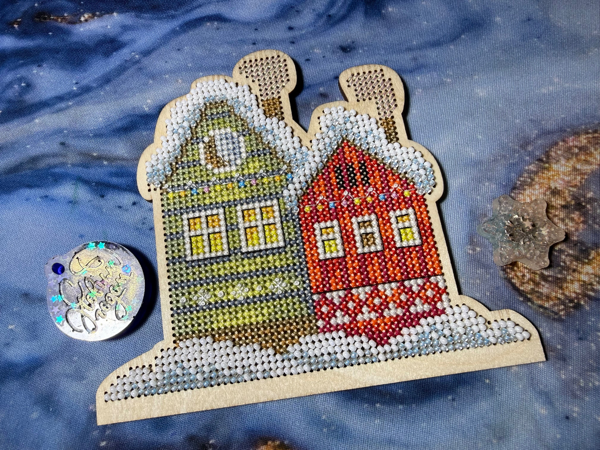 Вот такие милые домики получились. 