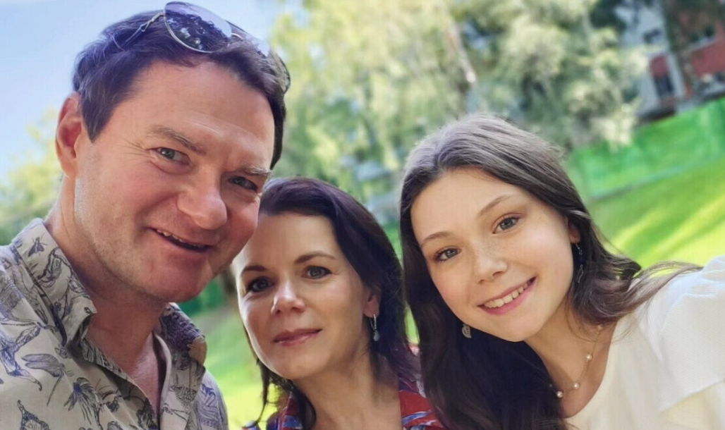 Устоявшаяся пара, которая больше 20 лет живёт в гражданском браке - Петрова и Тихонова