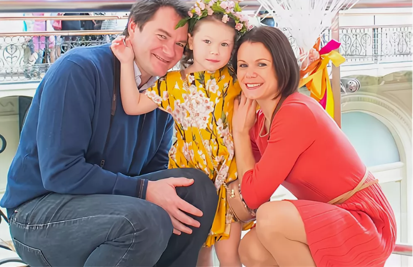 С дочкой Полиной.