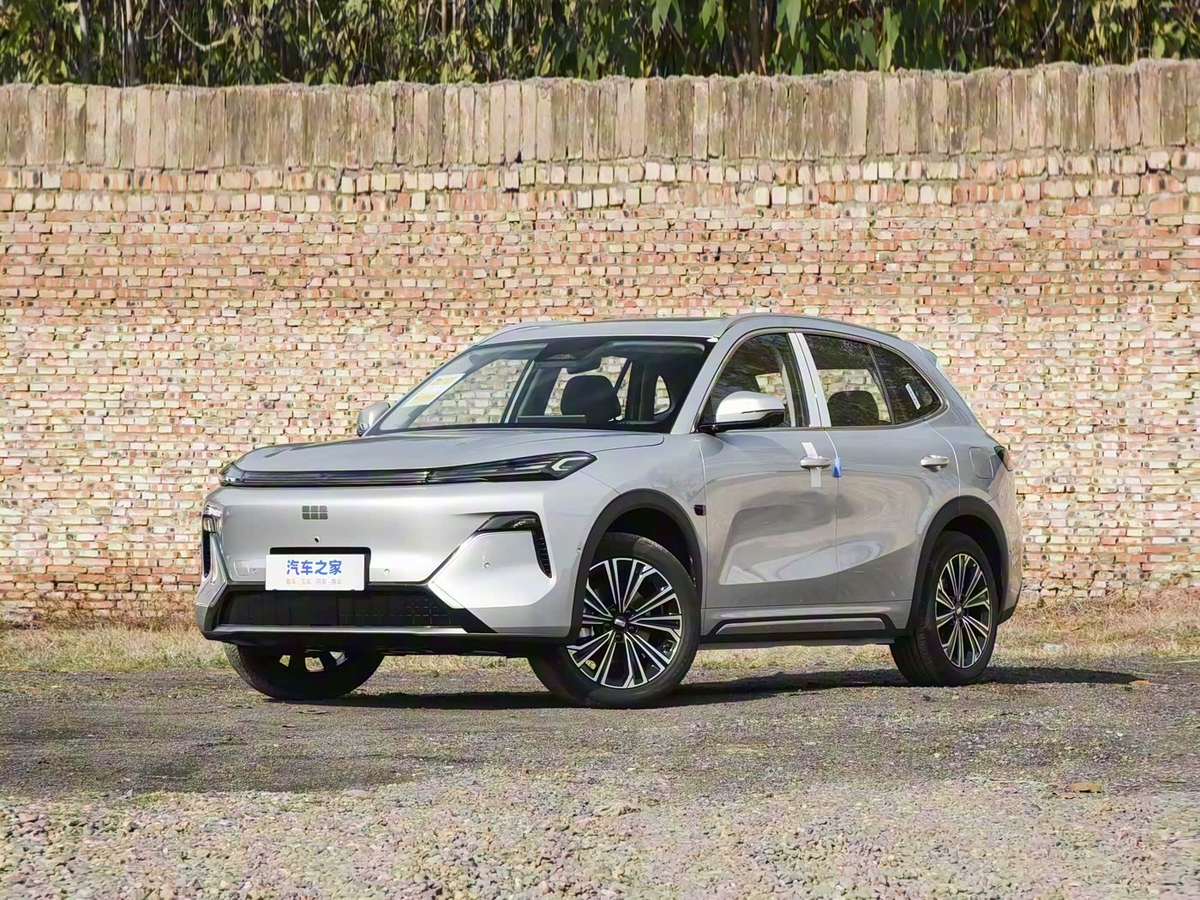 Рестайлинговая версия нового модельного года