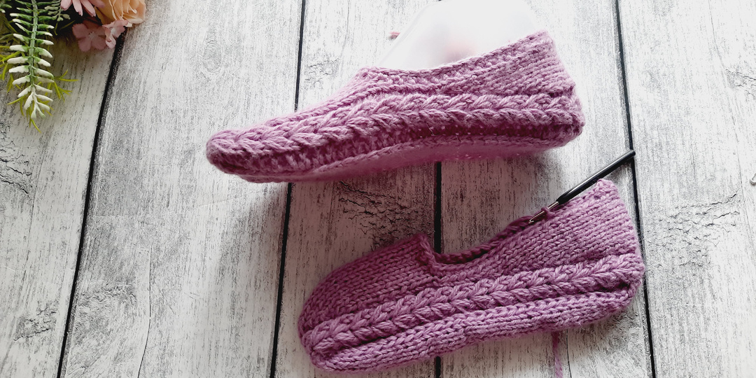 Утепляем наши ножки. Как говорится : " Ноги в тепле- голова в морозе"..