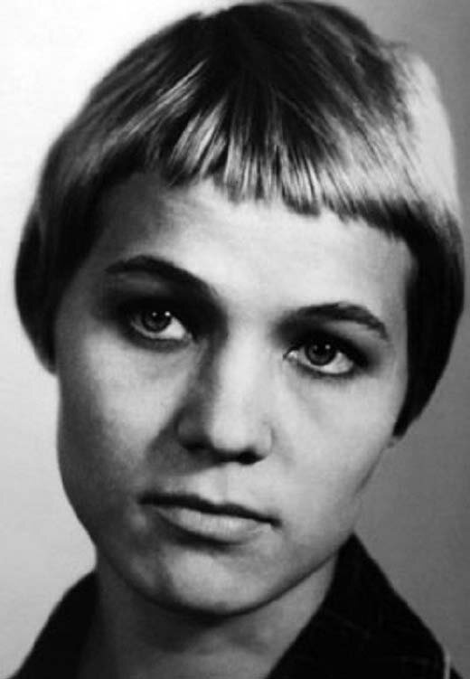 Нина Русланова в молодости