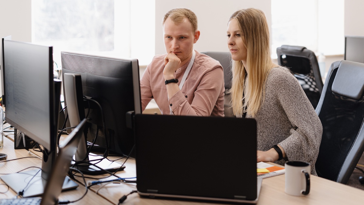    Югорчане могут подать заявки на всероссийскую премию «Служение» до 21 ноября