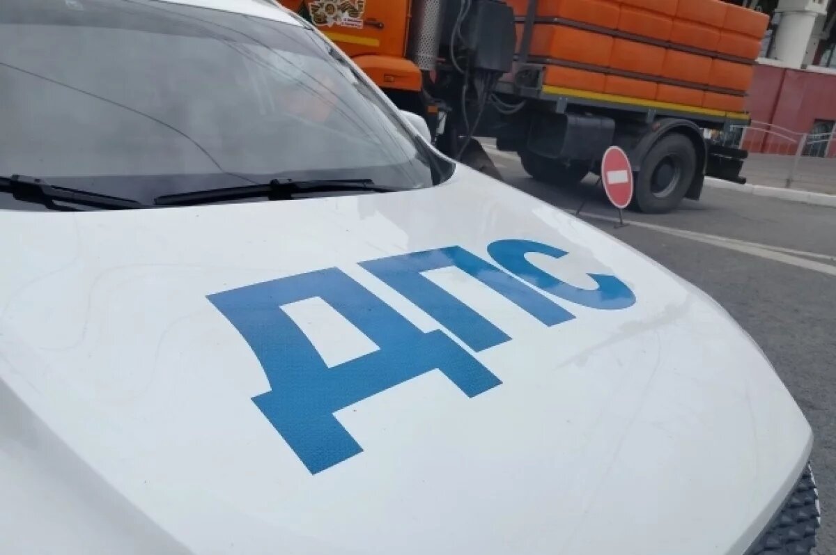    В калужской Госавтоинспекции стало двумя взяточниками меньше