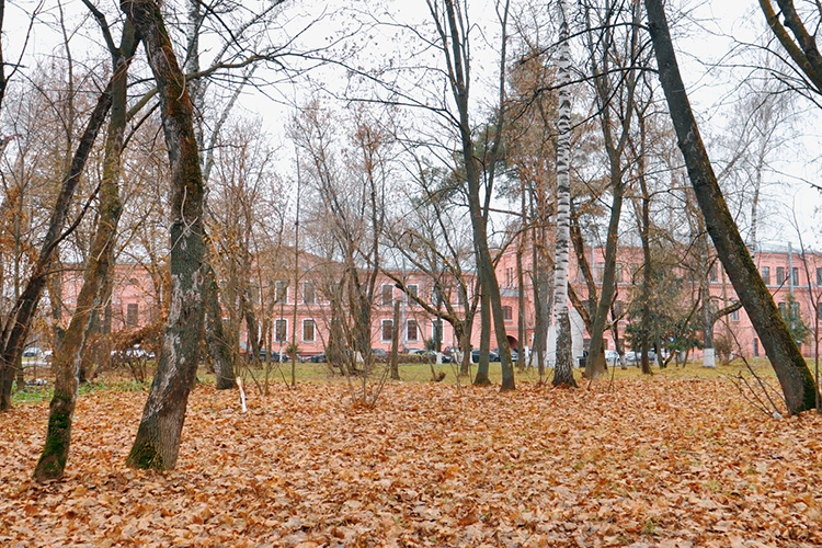    Предмет спора — территория Фермы-2, большей частью которой владеет «Связьинвестнефтехим».   
Фото: «БИЗНЕС Online»