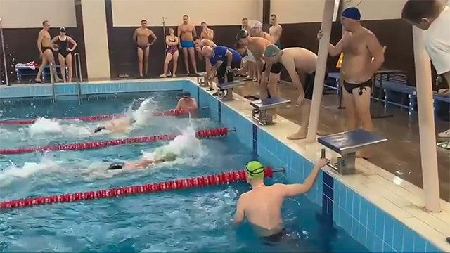 В Твери динамовцы определили сильнейших пловцов