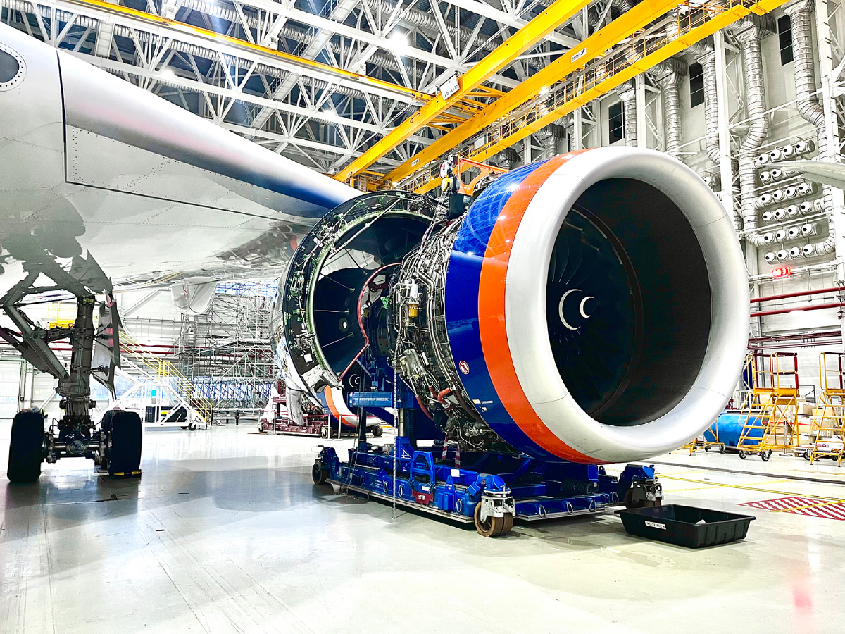 Аэрофлот Техникс | Авиационный двигатель Rolls Royce XWB на самолете Airbus 350 | RR Trent XWB engine on aircraft A350 