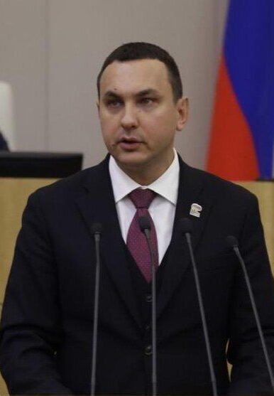 Максим Иванов