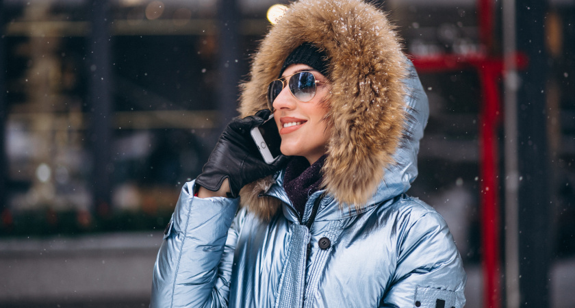    Моя соседка всегда кидает в стиралку пуховик и полотенце: узнала её секрет — и перестала сушить куртку сутки