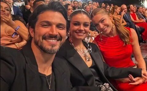 Фото из интернета. Герои сериала " Три Грации"