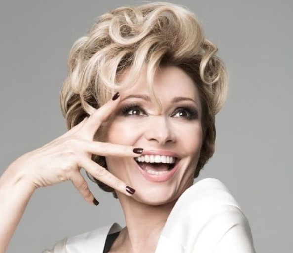    Анжелика Агурбаш