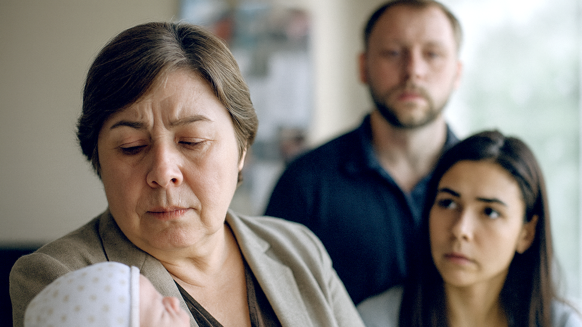 Меня выгнали грубо. Я не вернулась. Их планы рухнули. Должна ли я была догадаться?