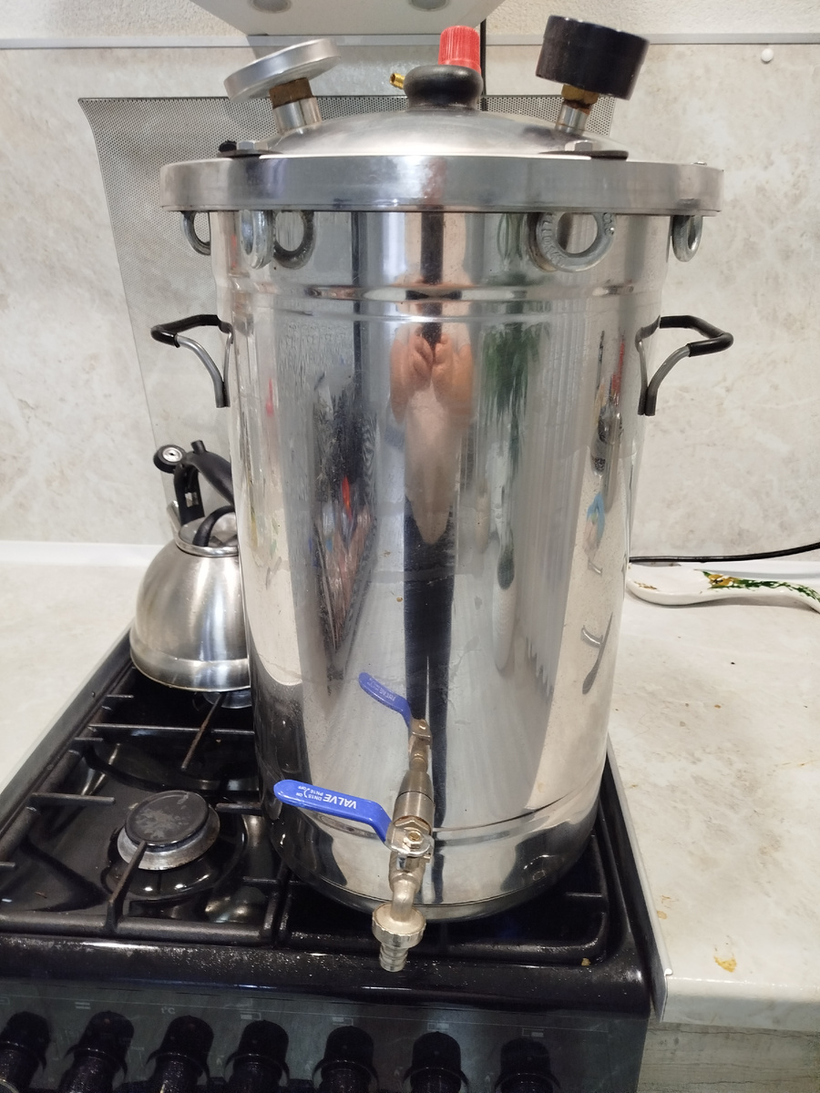 На 21 банку 0,5л.