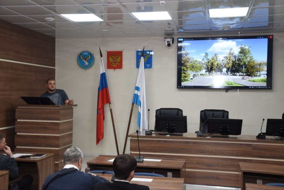    Обсуждение дизайн-проектов по благоустройству общественных пространств Горно-Алтайска. Источник: Пресс-служба администрации Горно-Алтайска