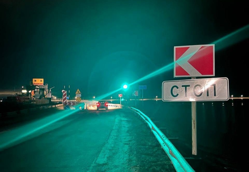    Реверсивное движение на мосту пока сохранится