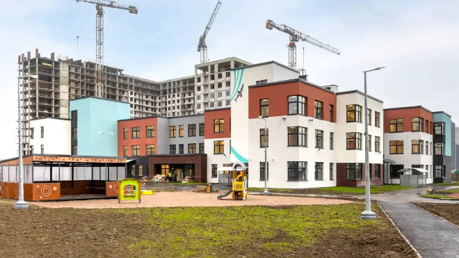 Фото: Строительный блок администрации Ленинградской области