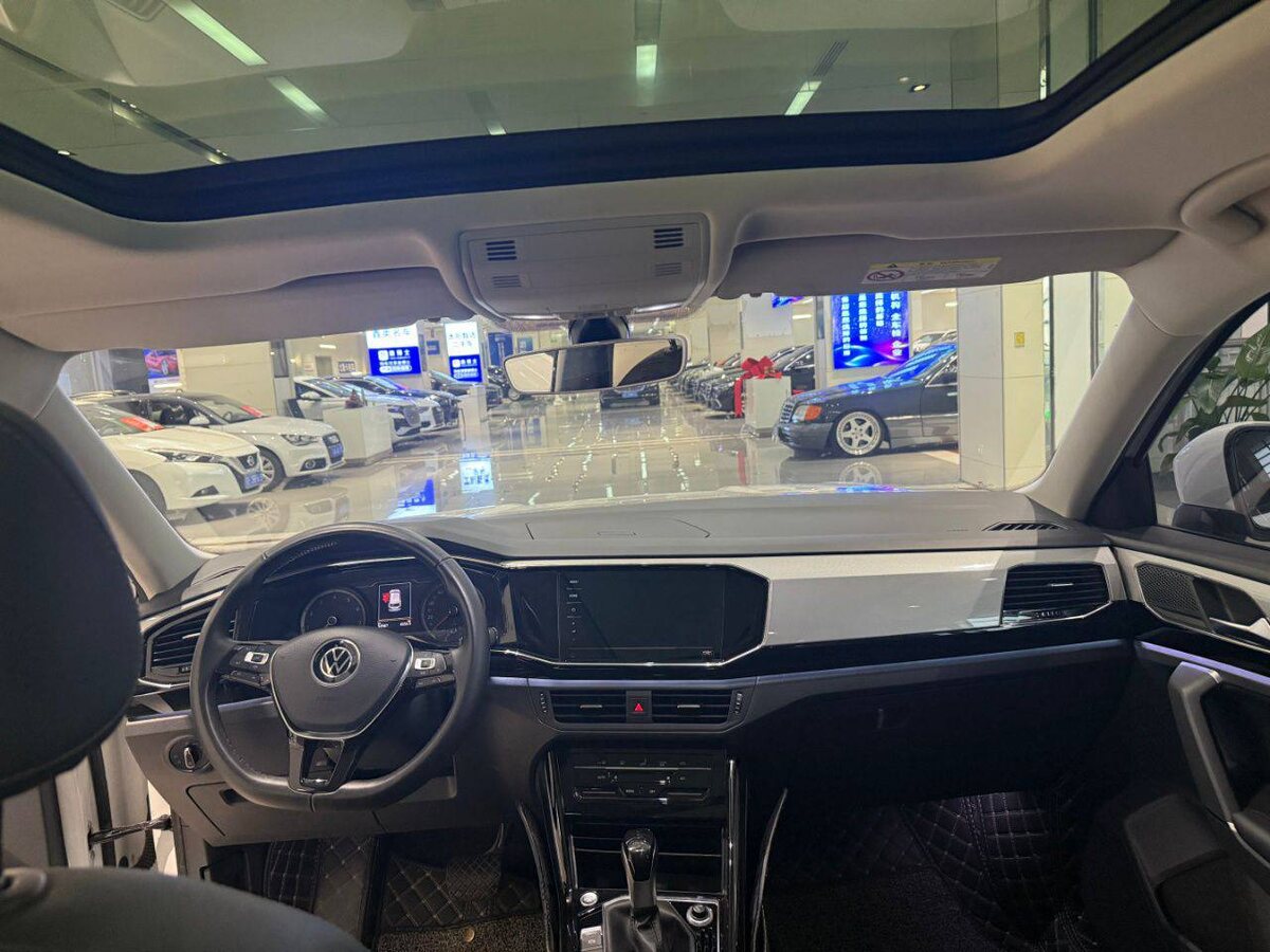 Фольксваген Тайрон