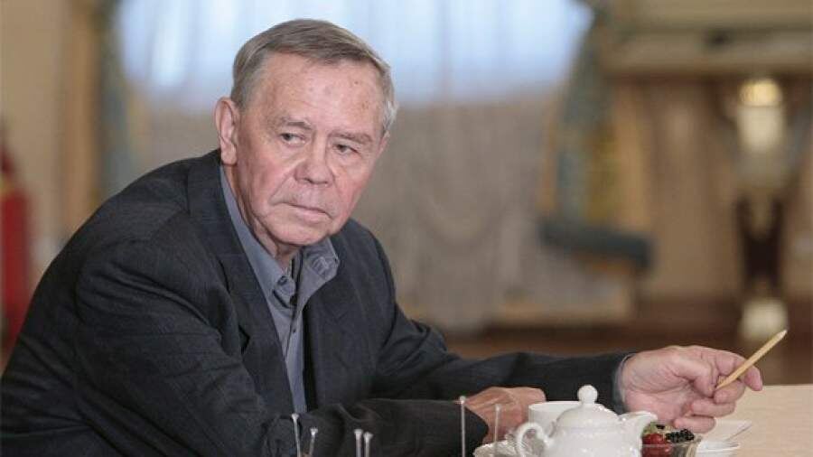 ПИСЬМА ВАЛЕНТИНА РАСПУТИНА ВЛАДИМИРУ КРУПИНУ (публикуются впервые)