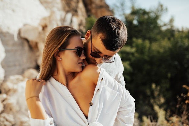 Женщина всегда слышит не смысл а эмоцию