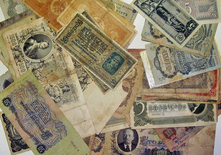 Первая банкнота в России: История появления и значение ассигнаций