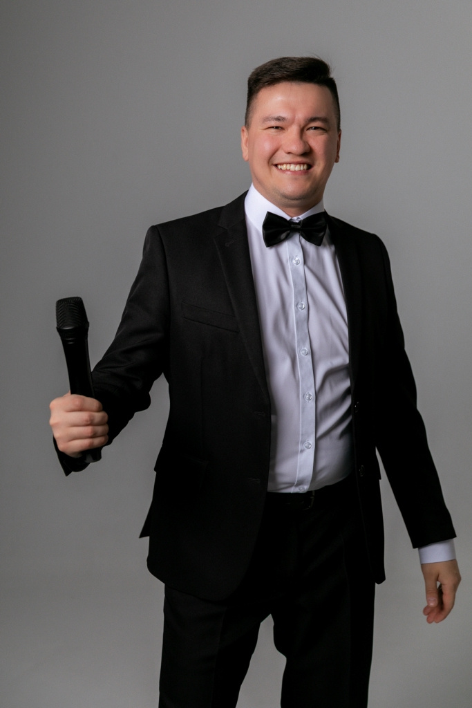 Андрей Рублёв — ведущий на открытие салона в Йошкар-Оле. Стильно, легко и с правильным ощущением праздника