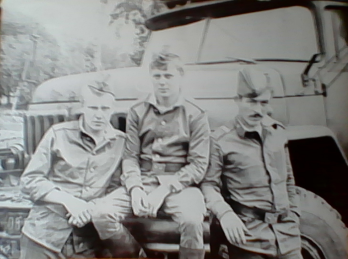 Об армейском прошлом будут напоминать только снимки в дембельском альбоме / Фото: Vostok.Today