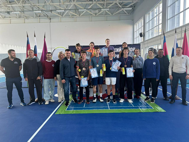    В Кореновском районе прошло первенство Краснодарского края по теннису среди юношей и девушек до 19 лет