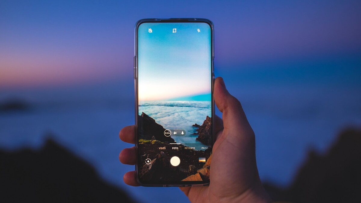 Где находится папка избранное на смартфоне