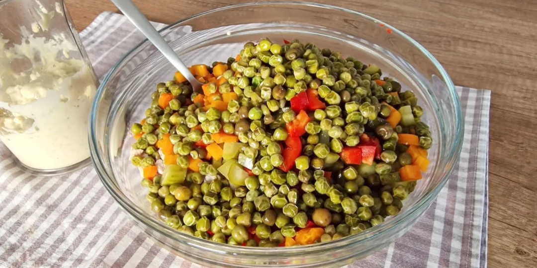 🥗 Оливье по-старому, но совершенно по-новому — вкуснее классики!