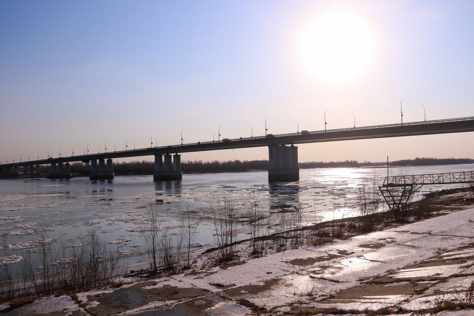    Шуга на Оби в Барнауле. Источник: Виталий Барабаш / Толк