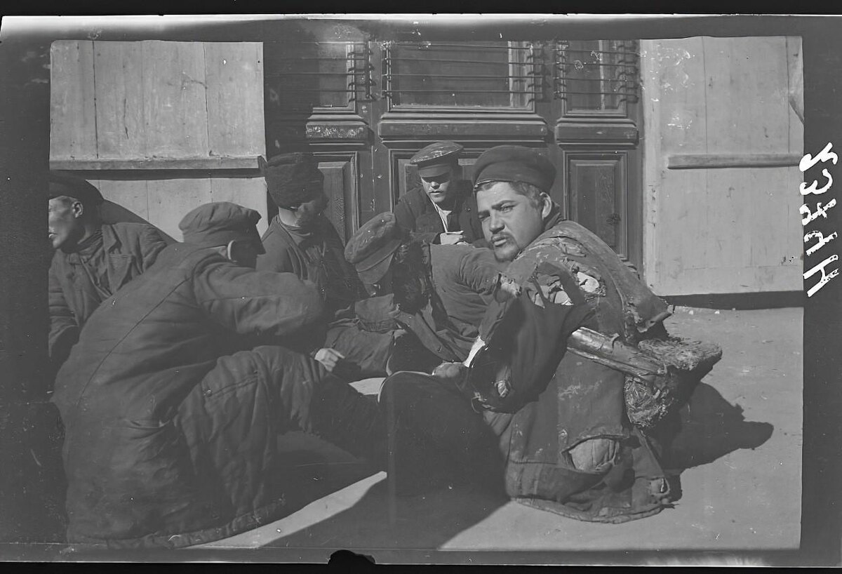 На Ярмарке, начало 20 века, фото Николая Симанского