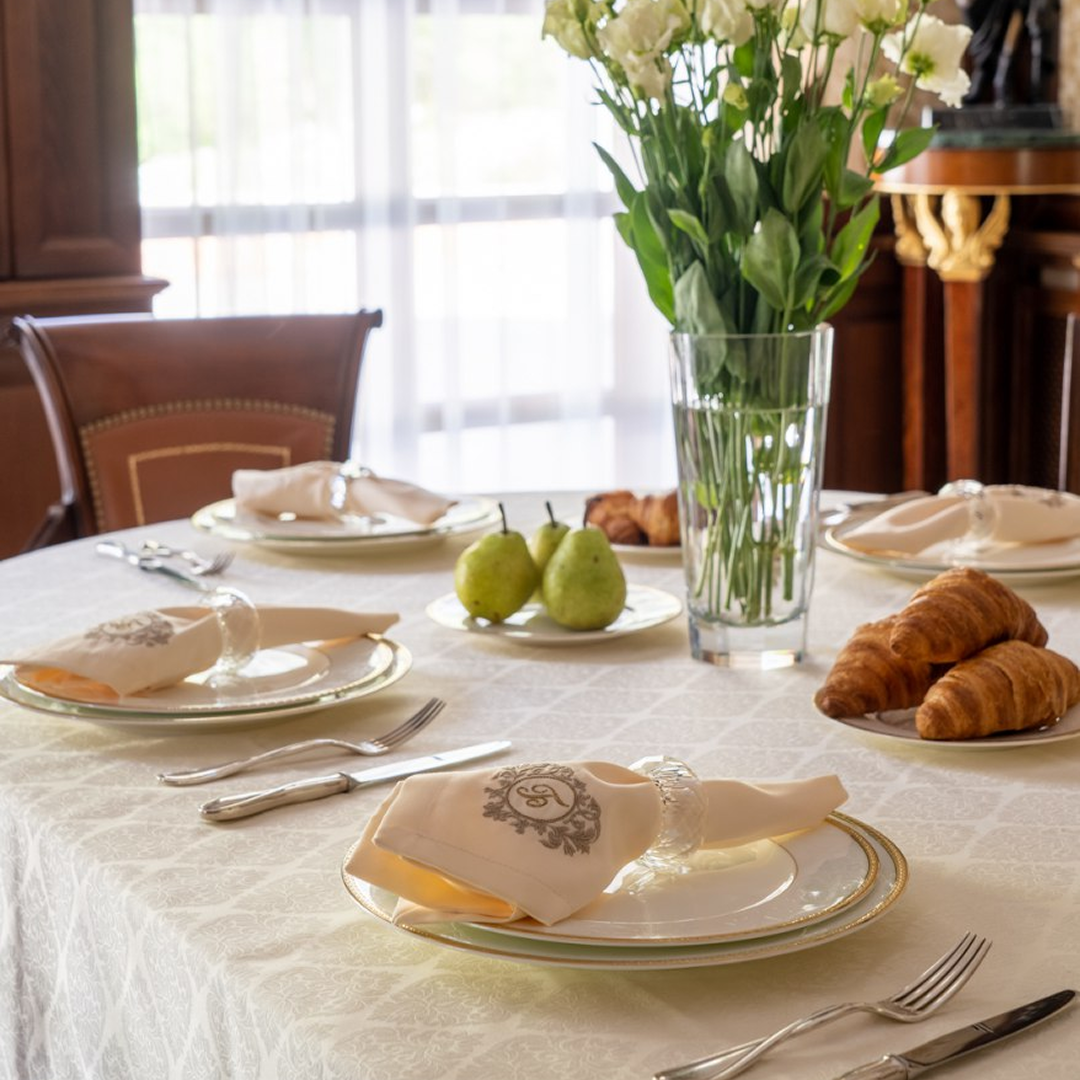 Индивидуальная вышивка от Togas