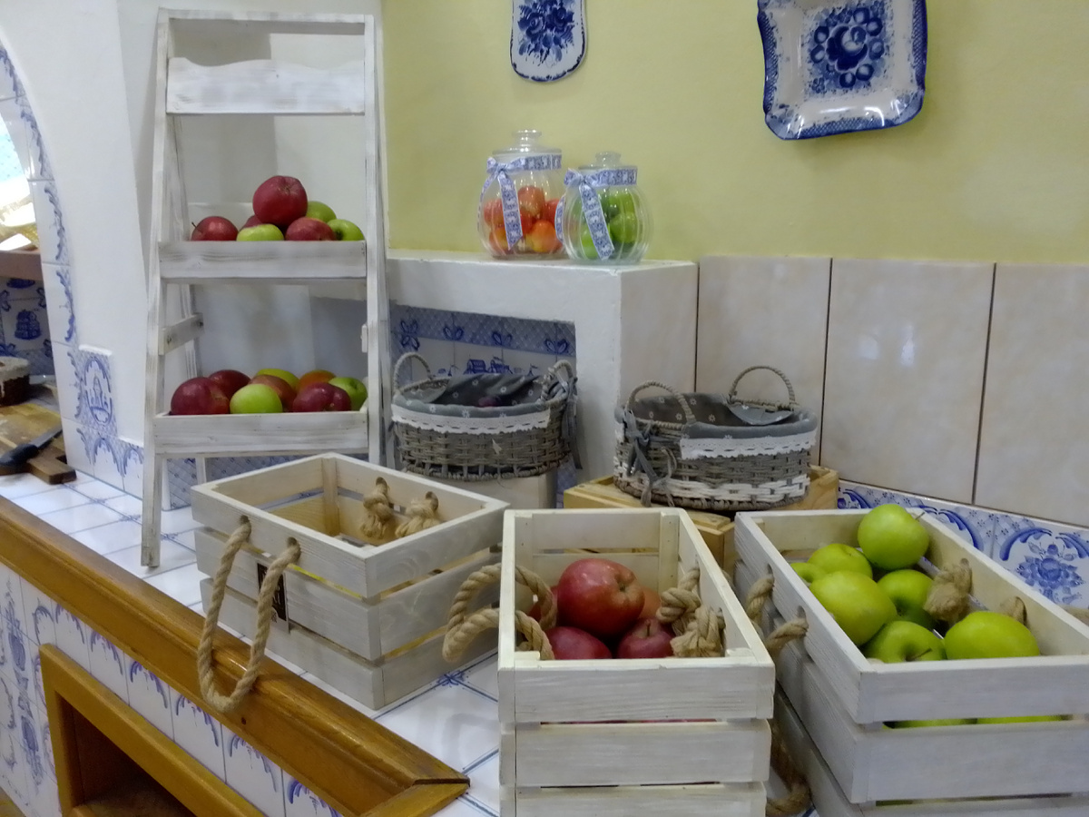 шведская линия и ресторан Дружина