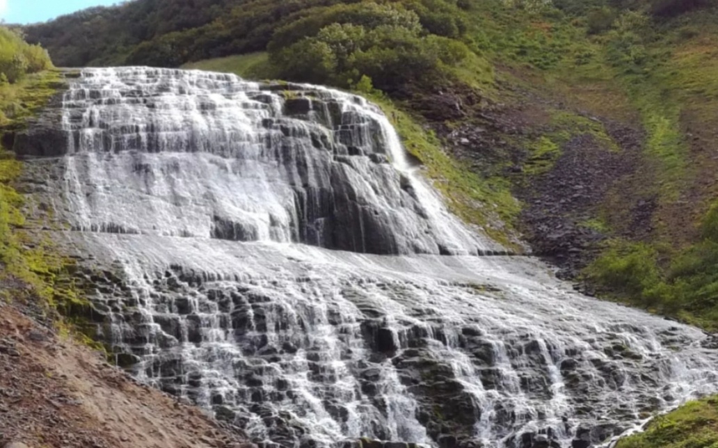 Гугл Картинки. Водопад Медвежий. Камчатский край. 