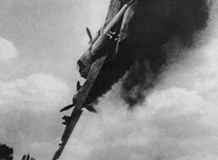 Вместо праздника у немцев стояла поминальная тишина. Одним махом Герой СССР уничтожил 18 высших офицеров Вермахта