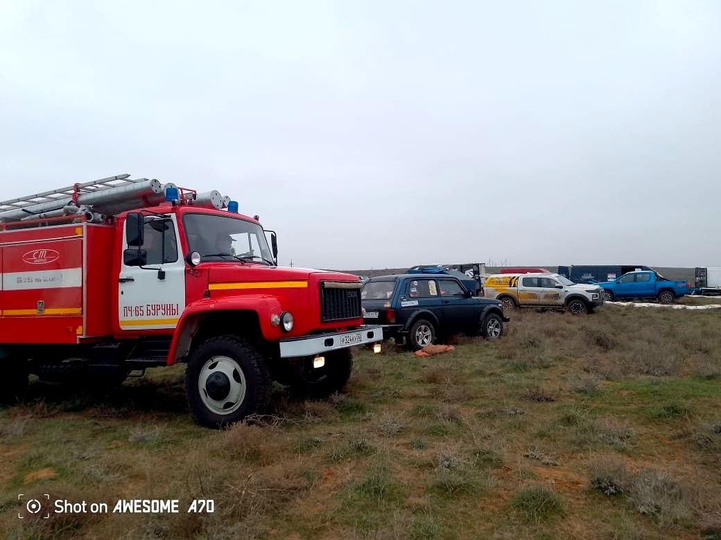 Спасатели «Волгоспас» обеспечили безопасность финального этапа Кубка России по ралли-рейдам «Баха Астрахань — 2025»