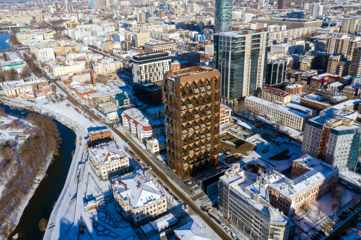 Панорама Екатеринбурга зимой. Вид сверху. Источник фото: shutterstock.com