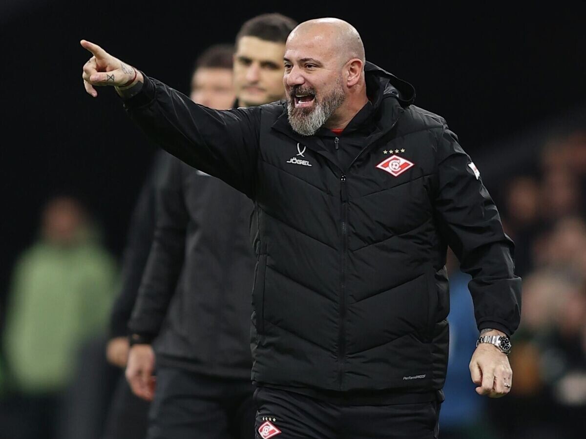    Деян Станкович© РИА Новости / Виталий Тимкив