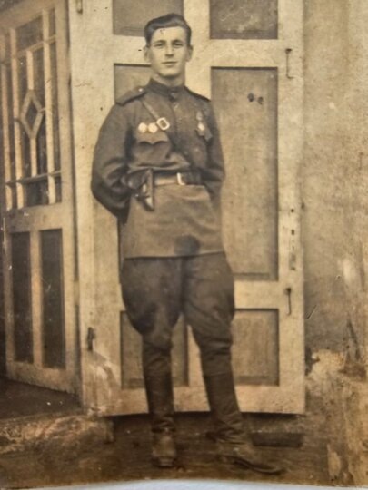    Дедушка Вячеслав Иванович дошёл до Берлинапредоставлено героиней публикации