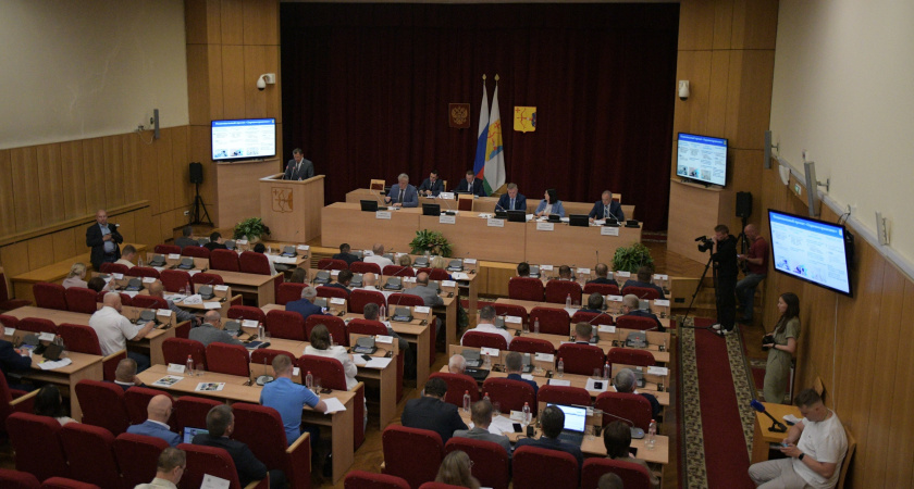    Заксобрание Кировской области приняло в первом чтении бюджет региона на 2026 год